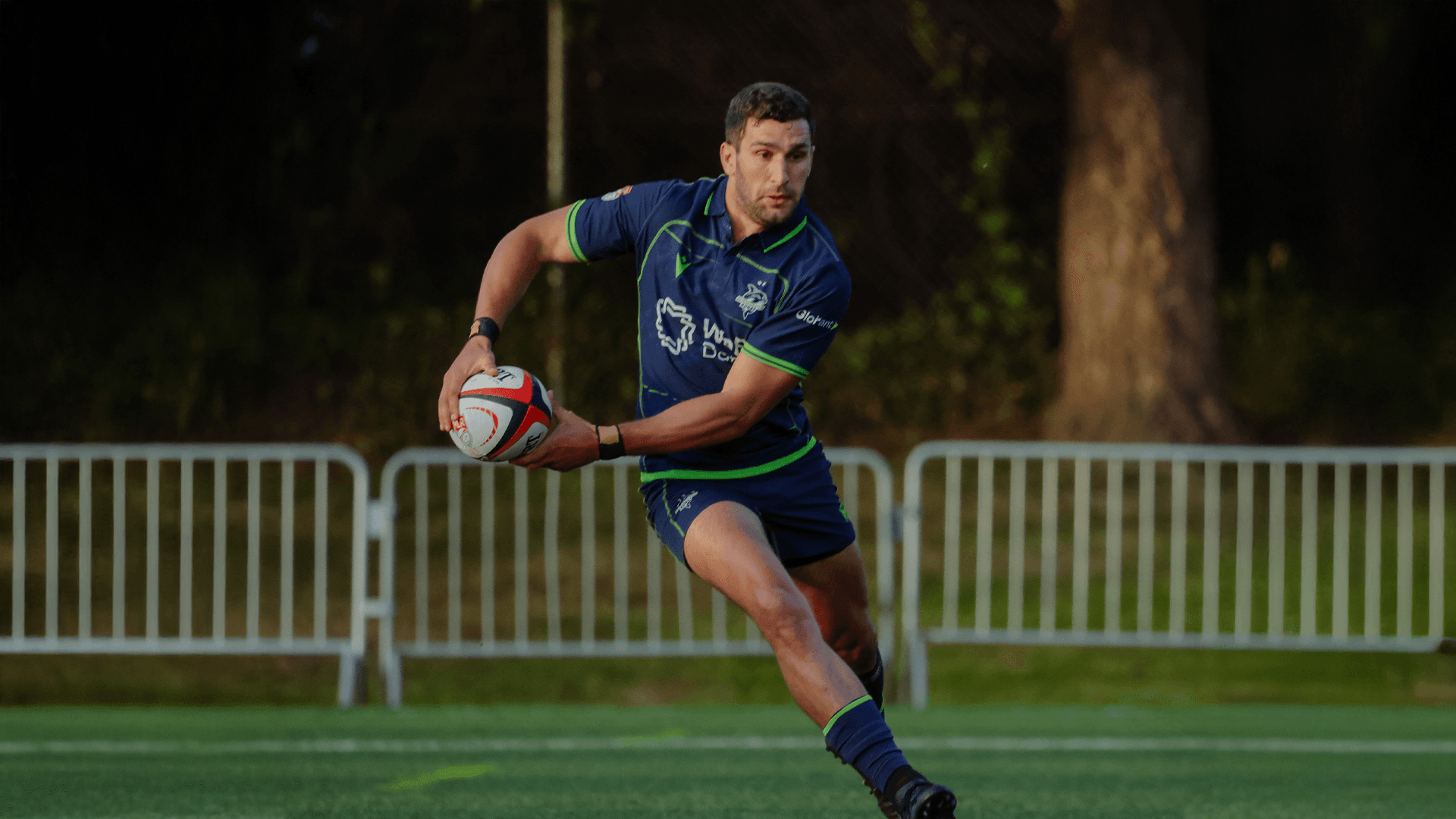 Divan Rossouw Returns for Year 3 After Two Elite Seasons